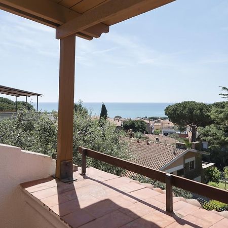 Villa Con Terrazza Vista Mare 卡斯蒂里昂纳·德拉佩 外观 照片